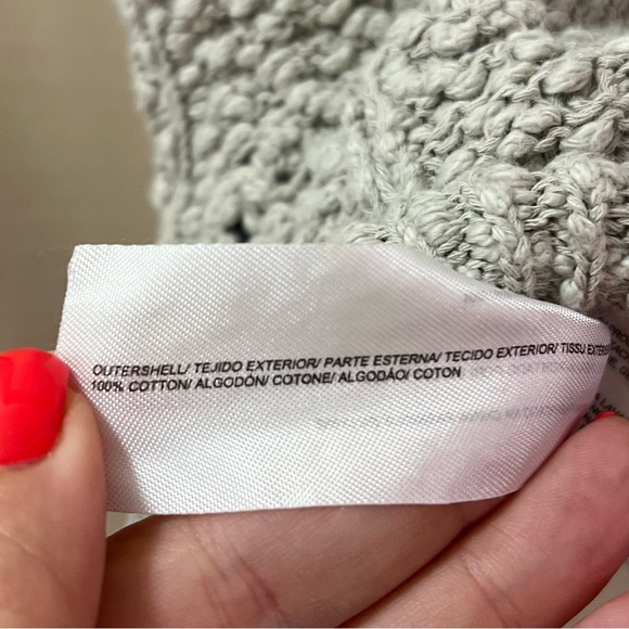 ⚪️ Cozy Knit Women's Short Sleeve Zip Up Sweater Size Small - Picture 6 of 7